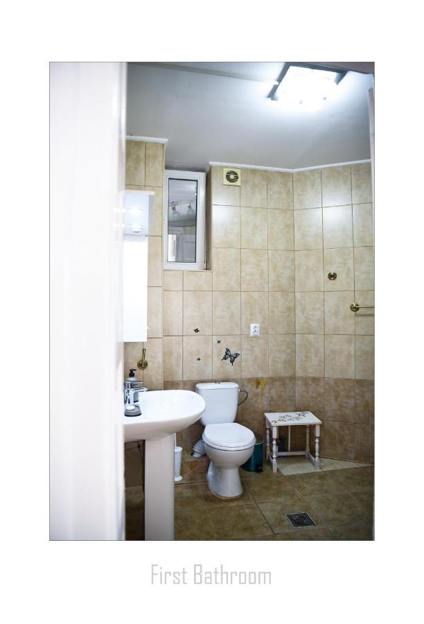 Apartament Dinicu, Brasov, Romania Eksteriør billede