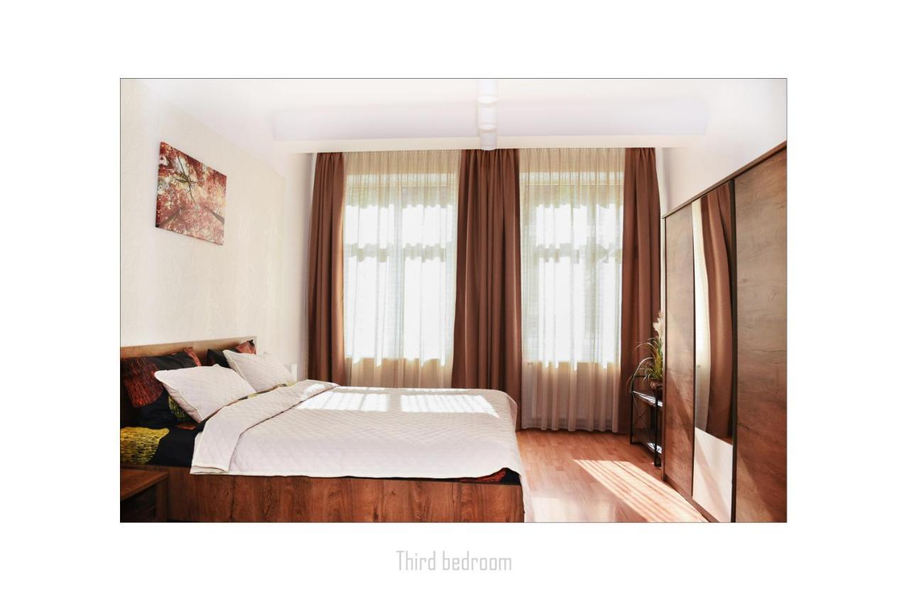 Apartament Dinicu, Brasov, Romania Eksteriør billede